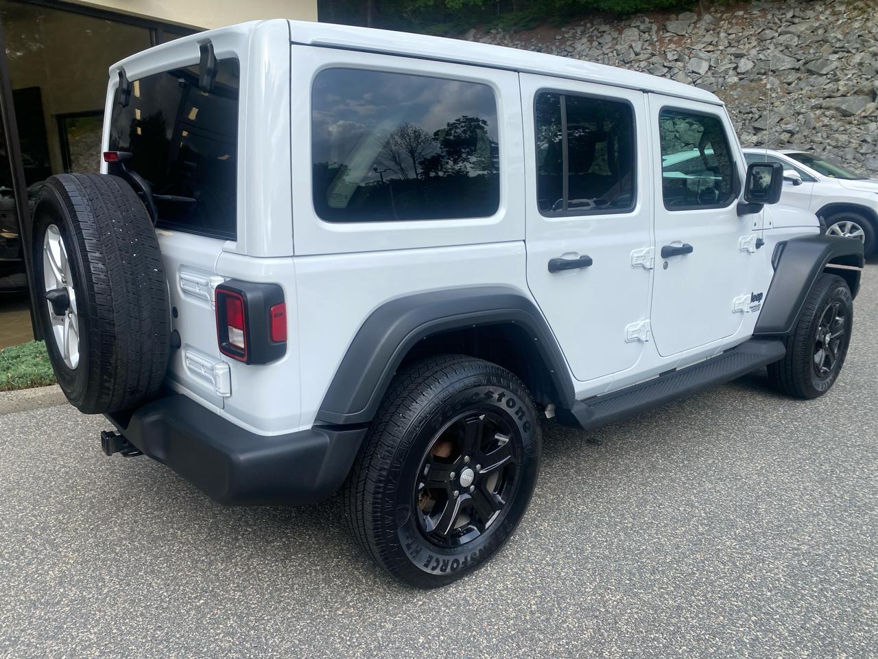 Jeep Wrangler Unlimited Sport 2021