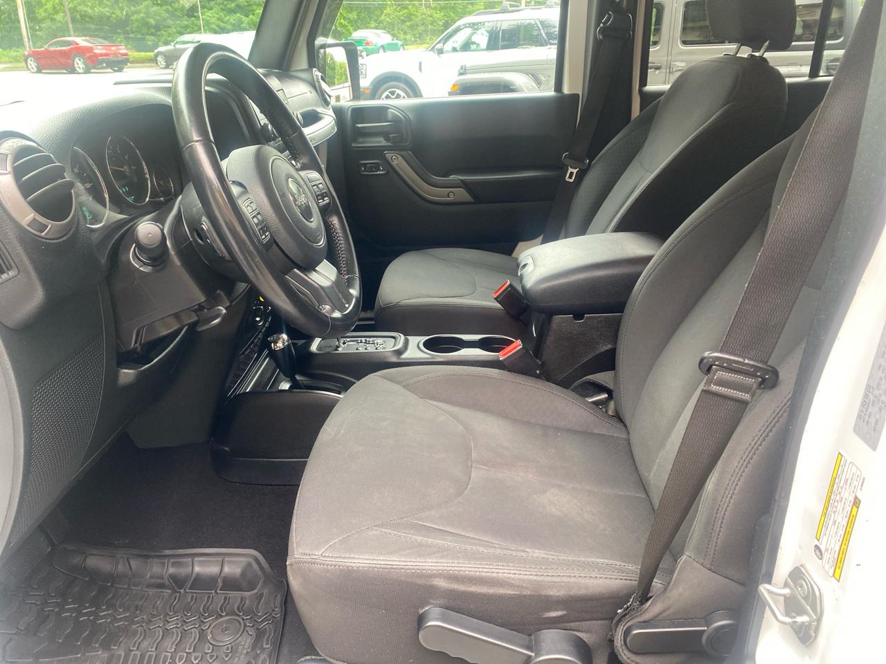Jeep Wrangler JK Unlimited Sport 4WD 2018