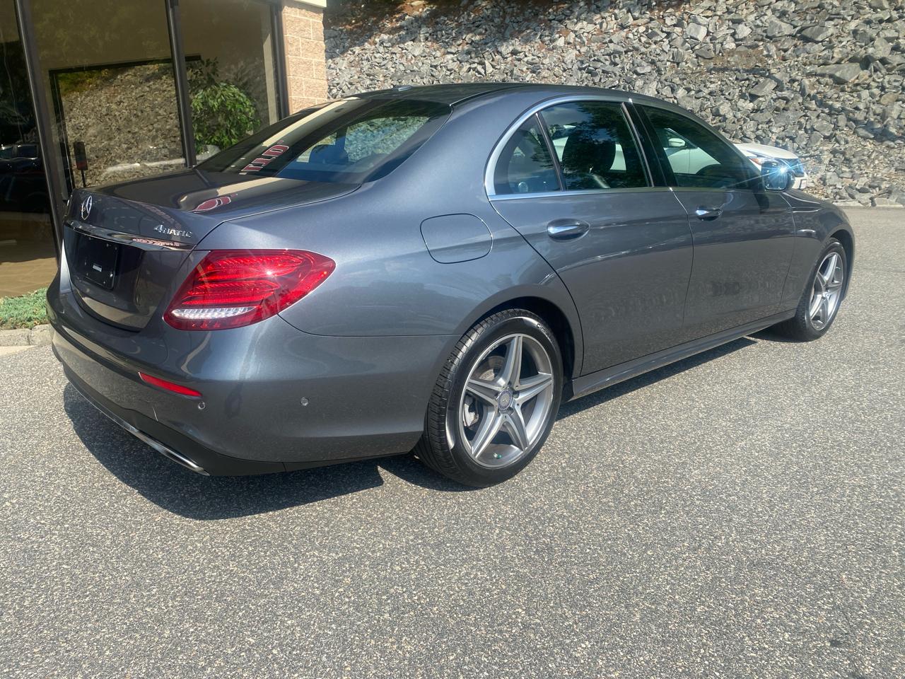 Mercedes-Benz E-Class E300 4D Sedan 4Matic 2017