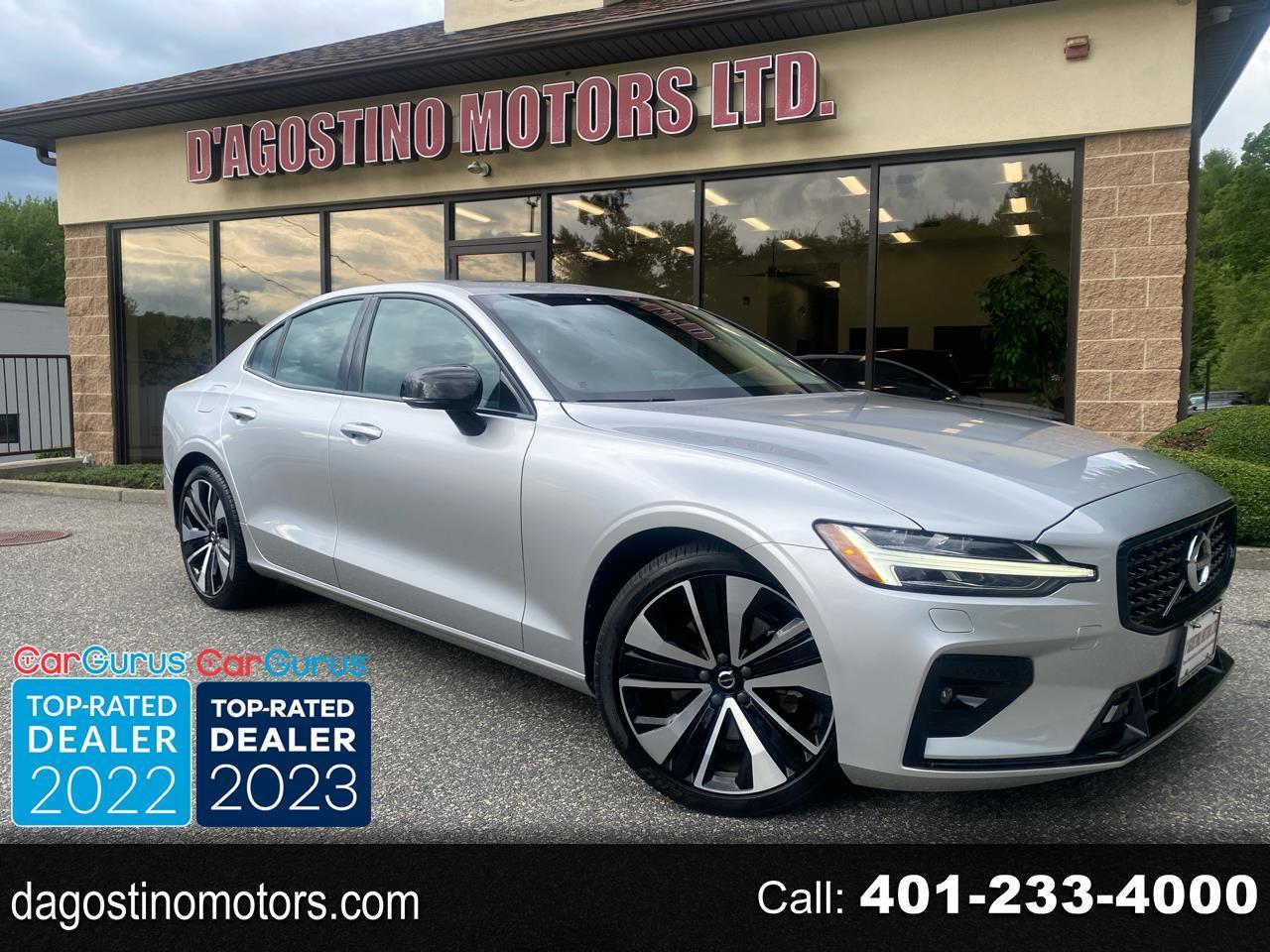 2022 Volvo S60 B5 Momentum AWD