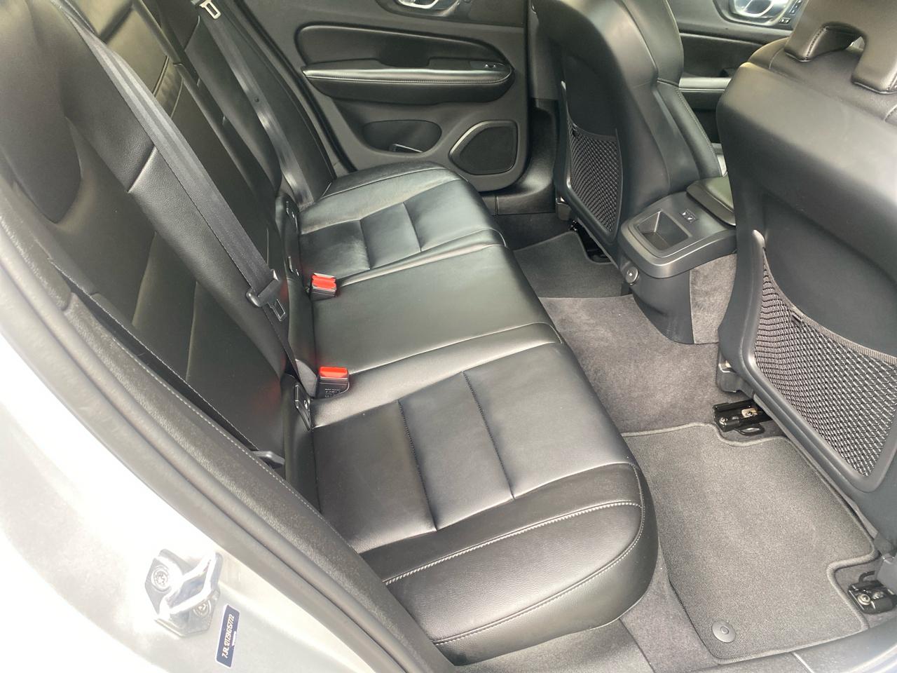 Volvo S60 B5 Momentum AWD 2022