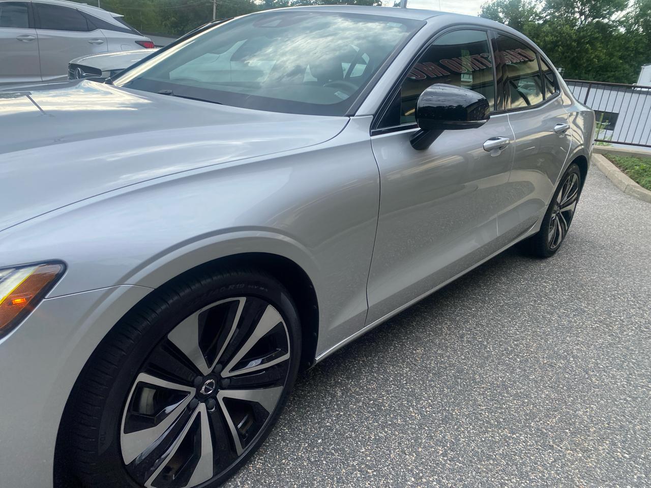Volvo S60 B5 Momentum AWD 2022