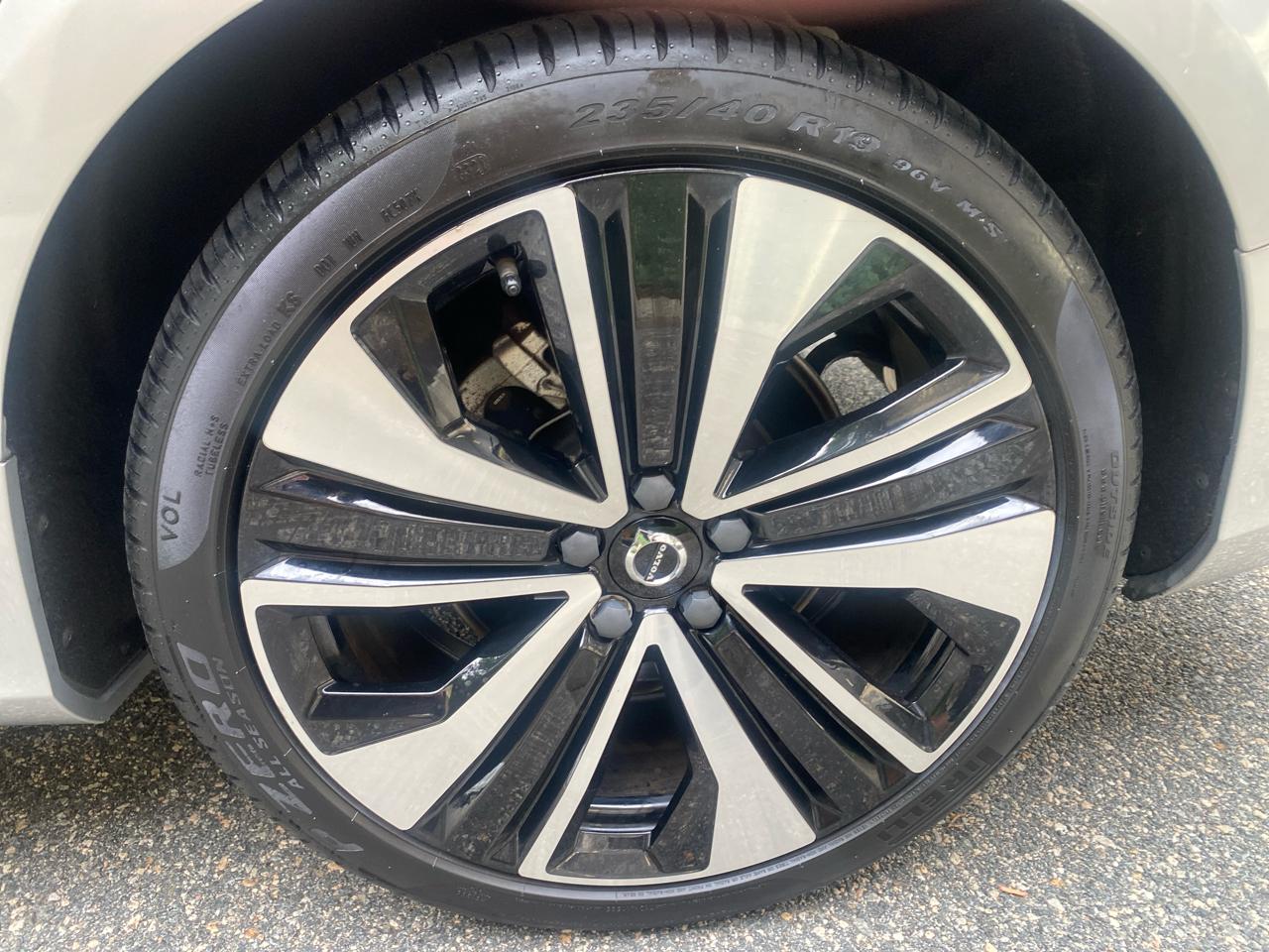 Volvo S60 B5 Momentum AWD 2022