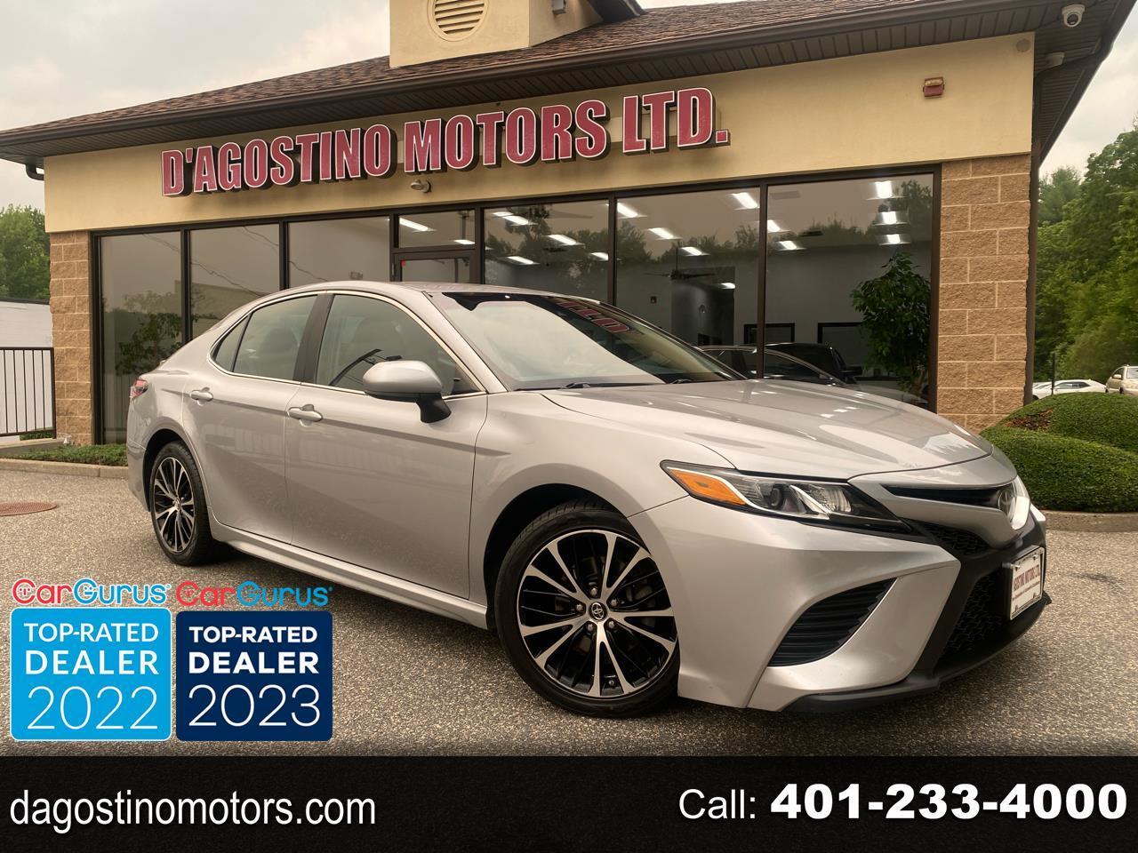 2018 Toyota Camry SE 4D Sedan