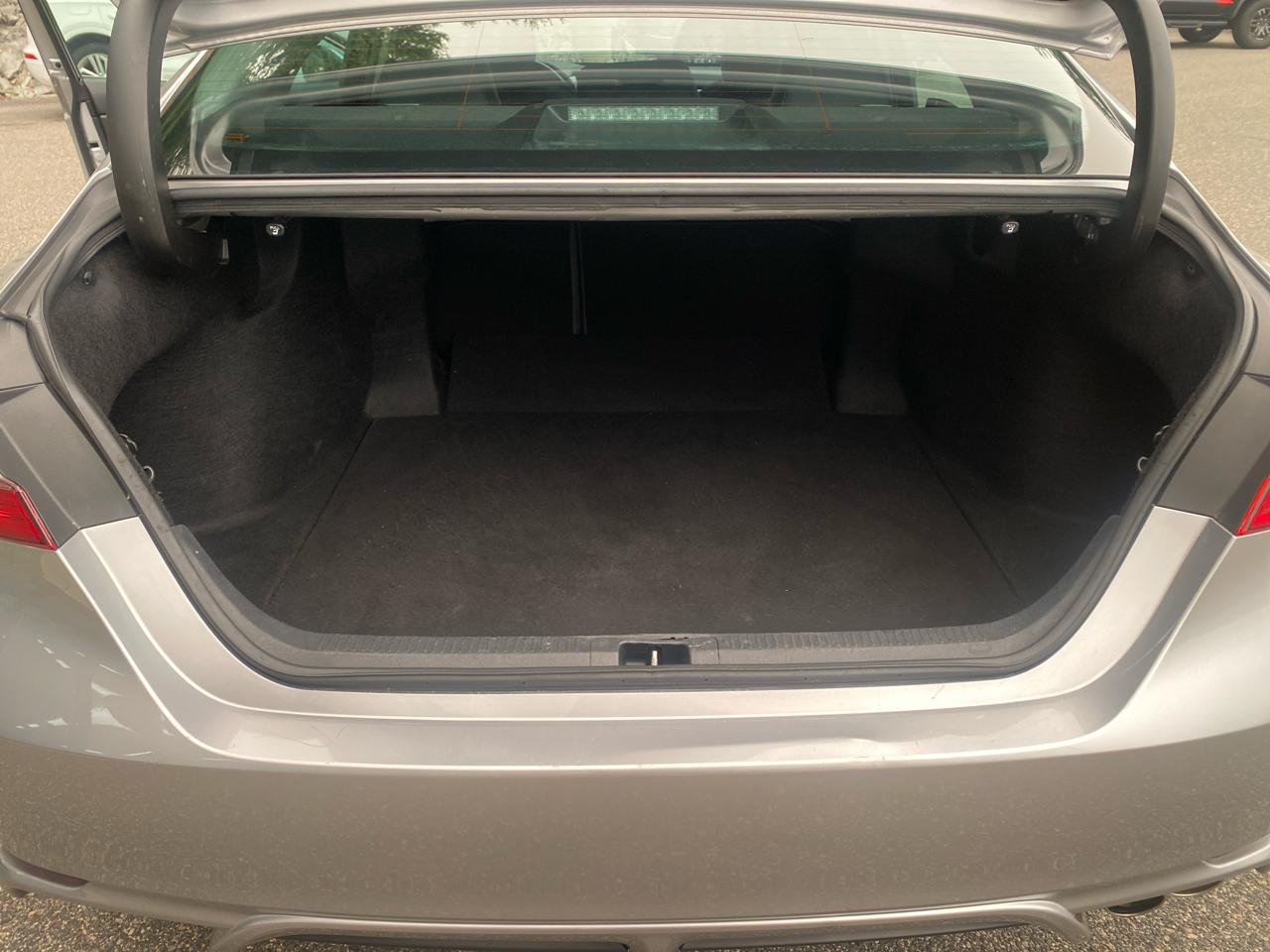 Toyota Camry SE 4D Sedan 2018