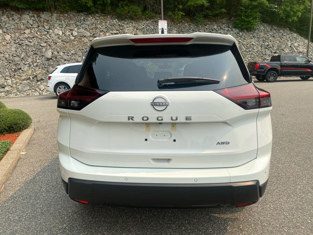 Nissan Rogue S AWD 2026