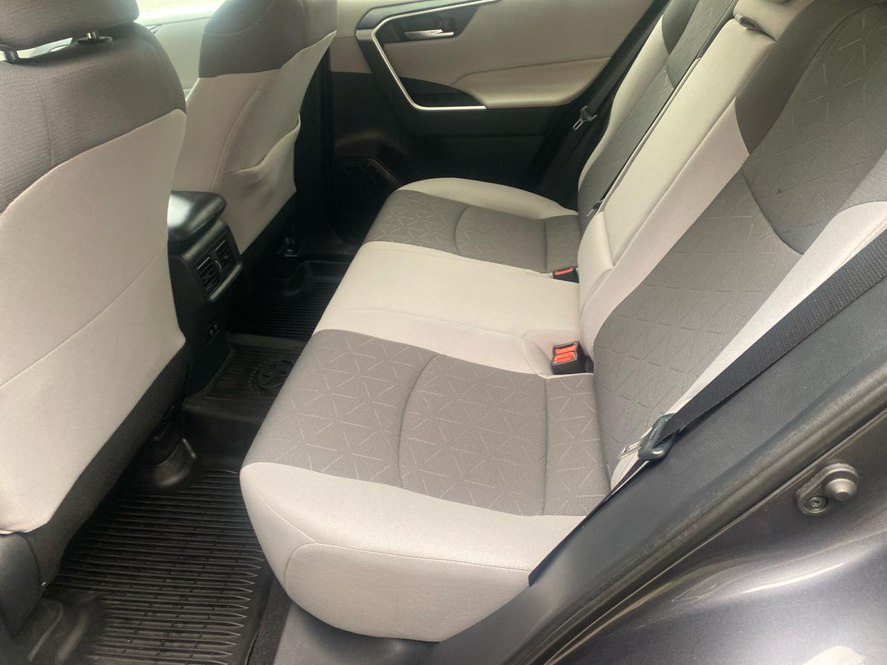 Toyota RAV4 XLE AWD 2019