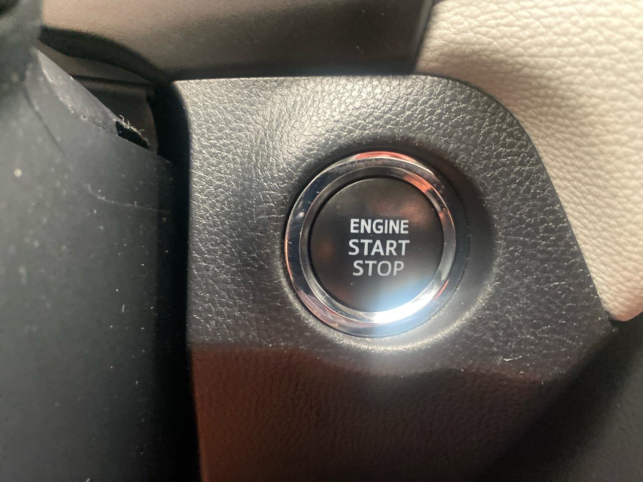 Toyota RAV4 XLE AWD 2019