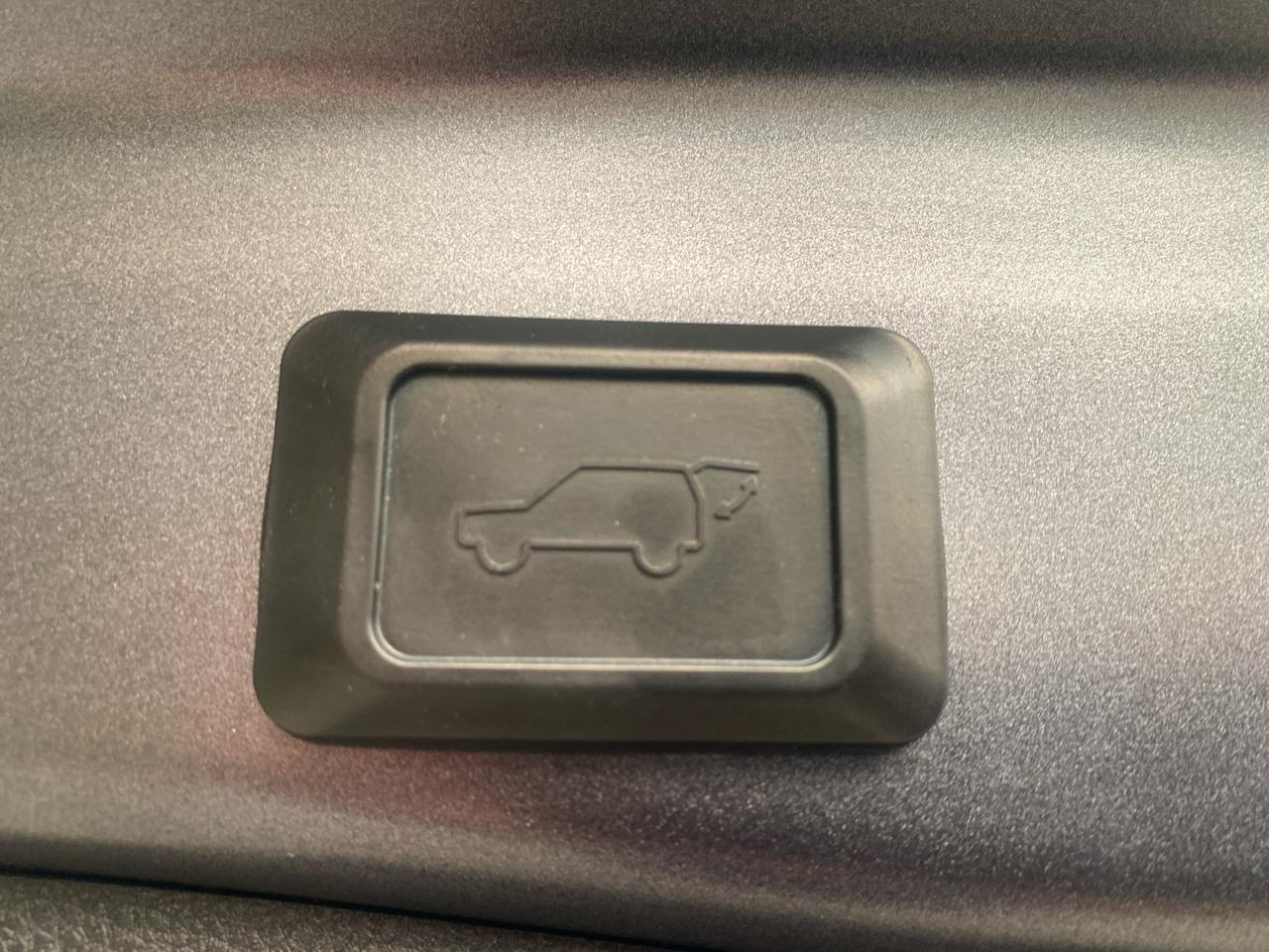 Toyota RAV4 XLE AWD 2019