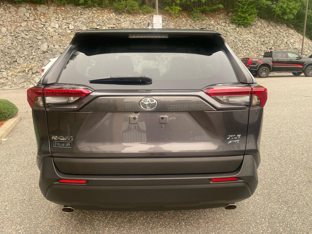 Toyota RAV4 XLE AWD 2019