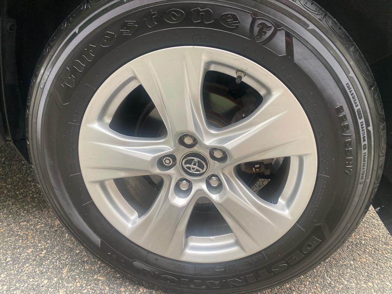 Toyota RAV4 XLE AWD 2019