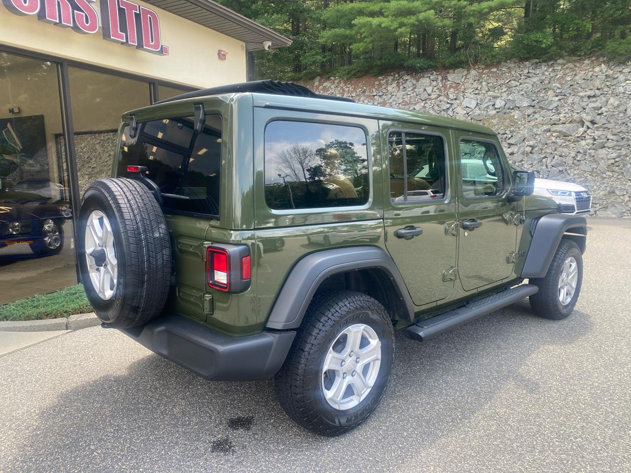 Jeep Wrangler Unlimited Sport 2022