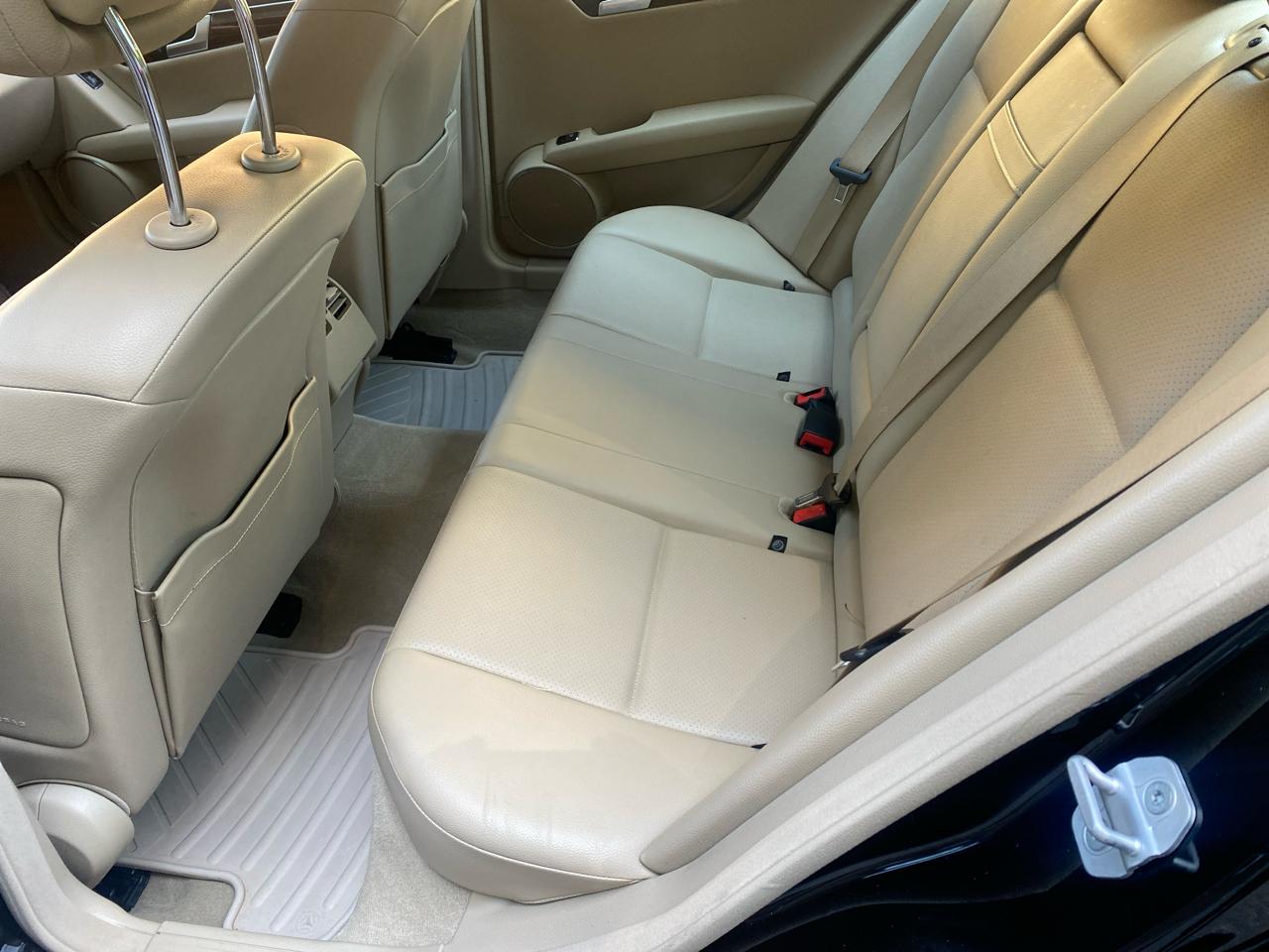 Mercedes-Benz C-Class C300 4MATIC Sport Sedan 2013