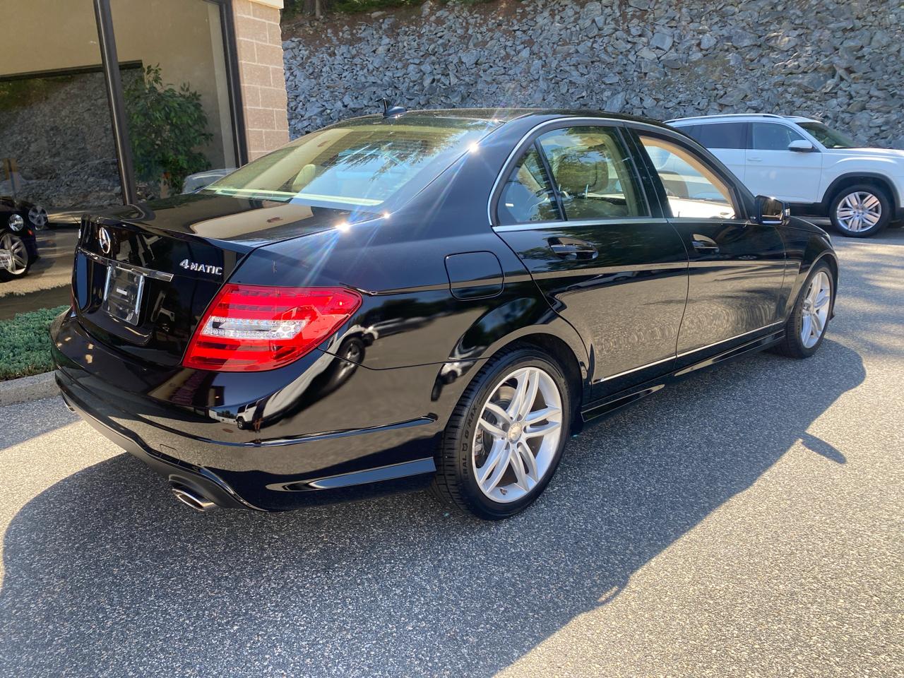 Mercedes-Benz C-Class C300 4MATIC Sport Sedan 2013
