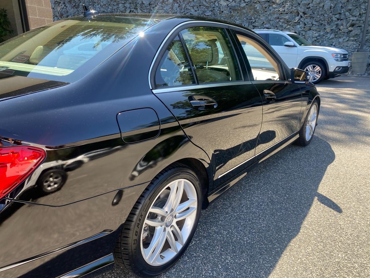 Mercedes-Benz C-Class C300 4MATIC Sport Sedan 2013