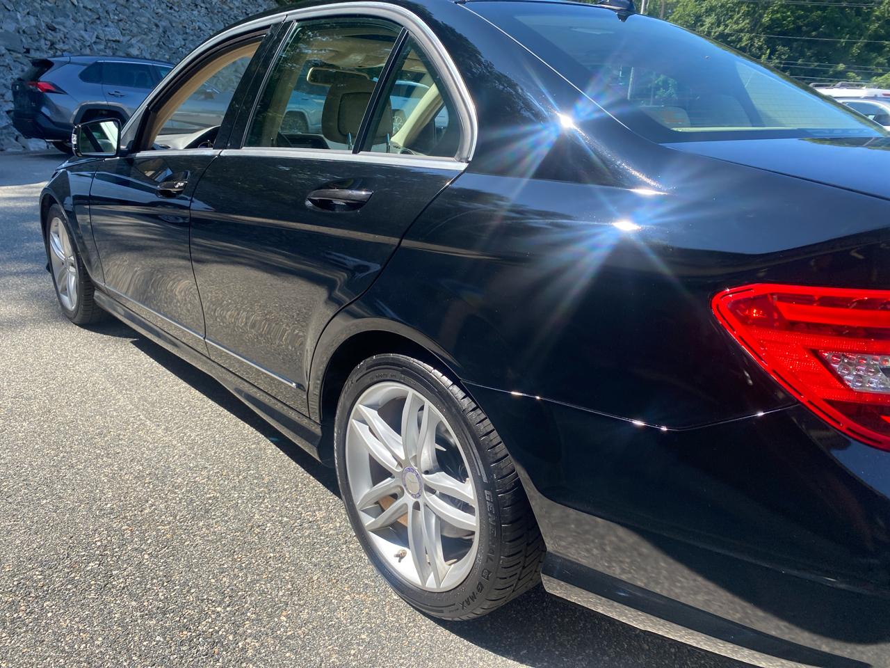 Mercedes-Benz C-Class C300 4MATIC Sport Sedan 2013
