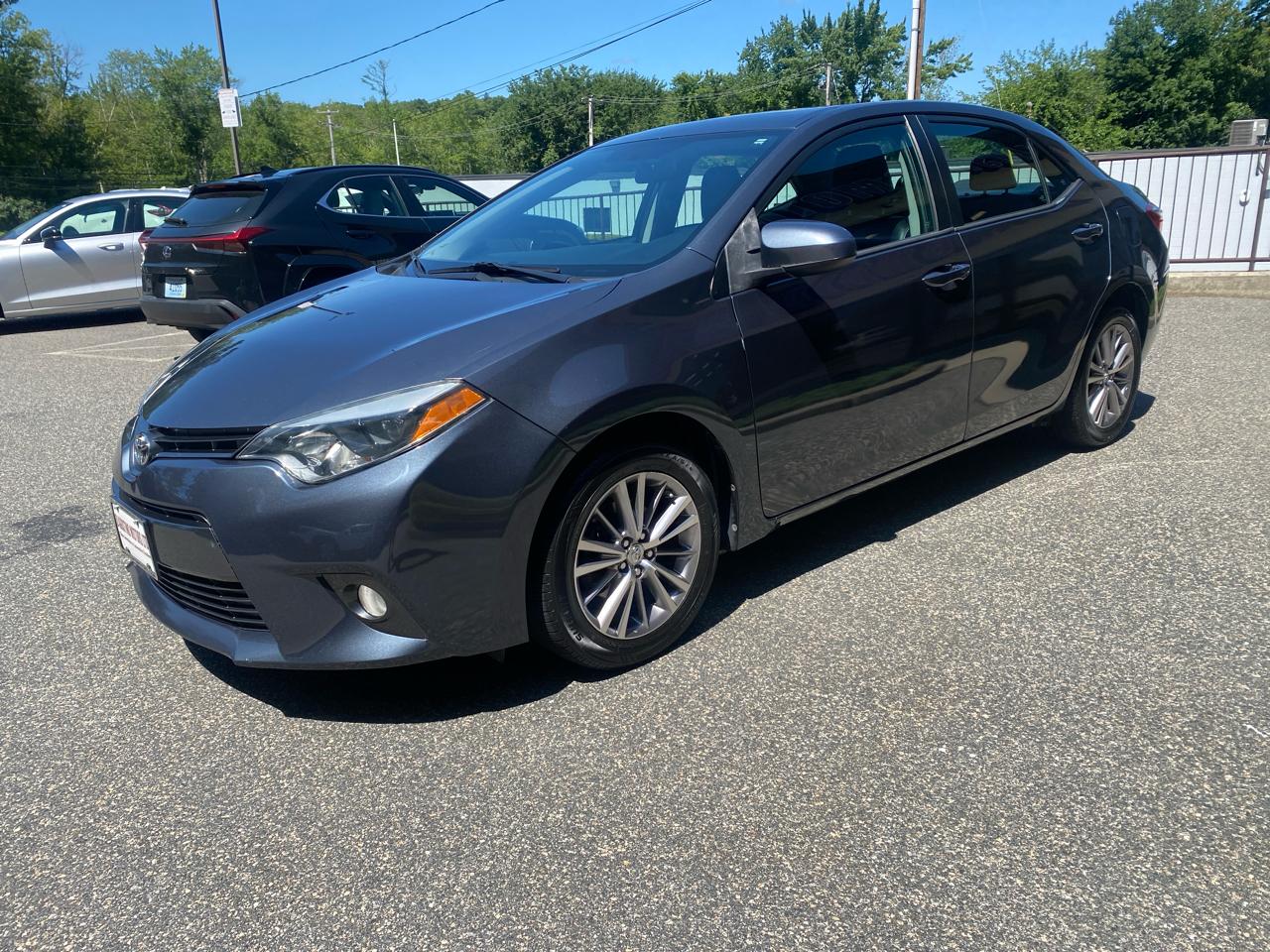Toyota Corolla LE 2015