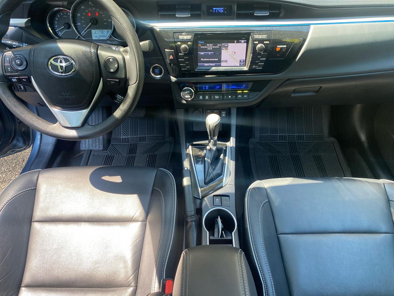 Toyota Corolla LE 2015