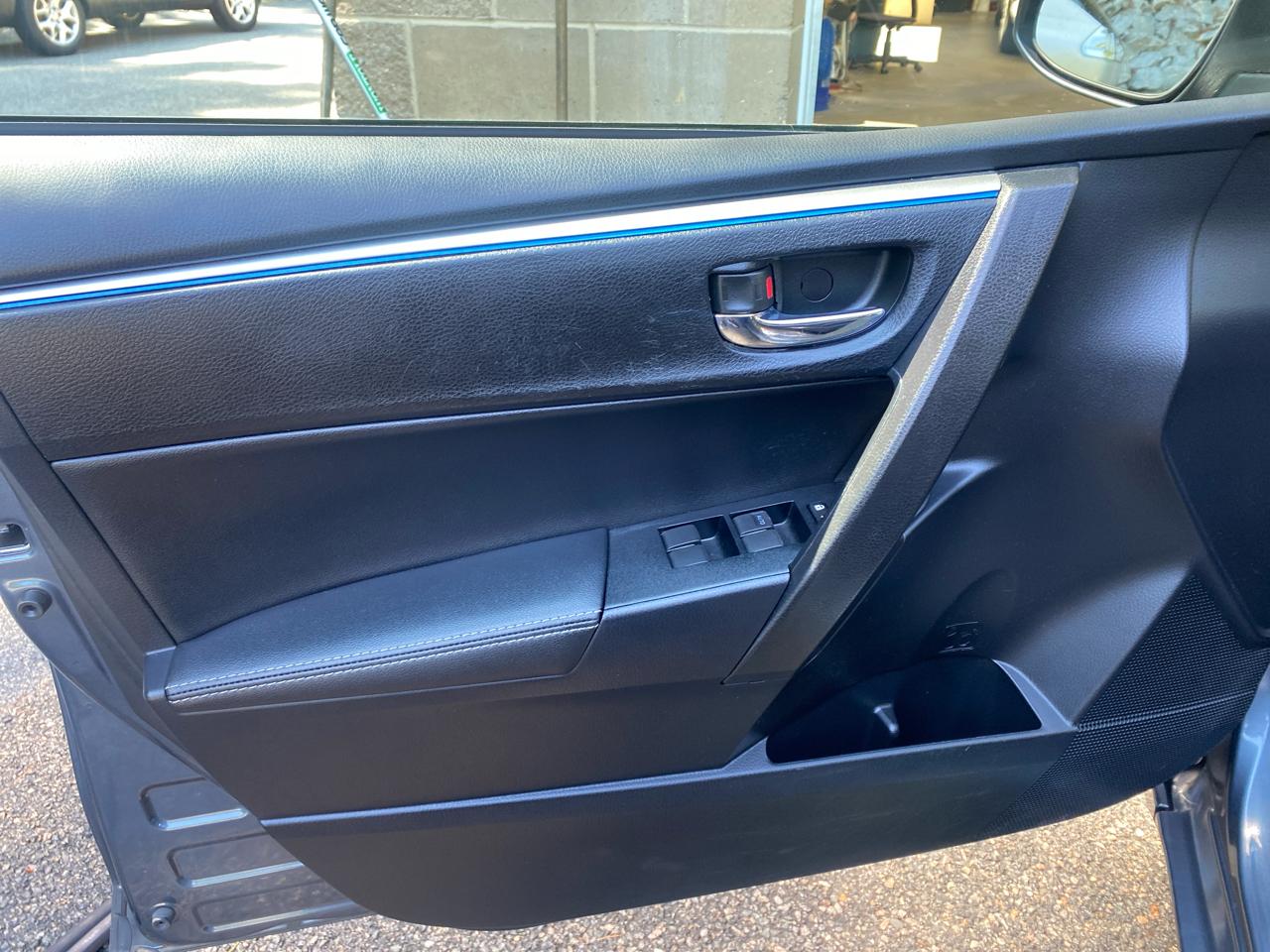 Toyota Corolla LE 2015