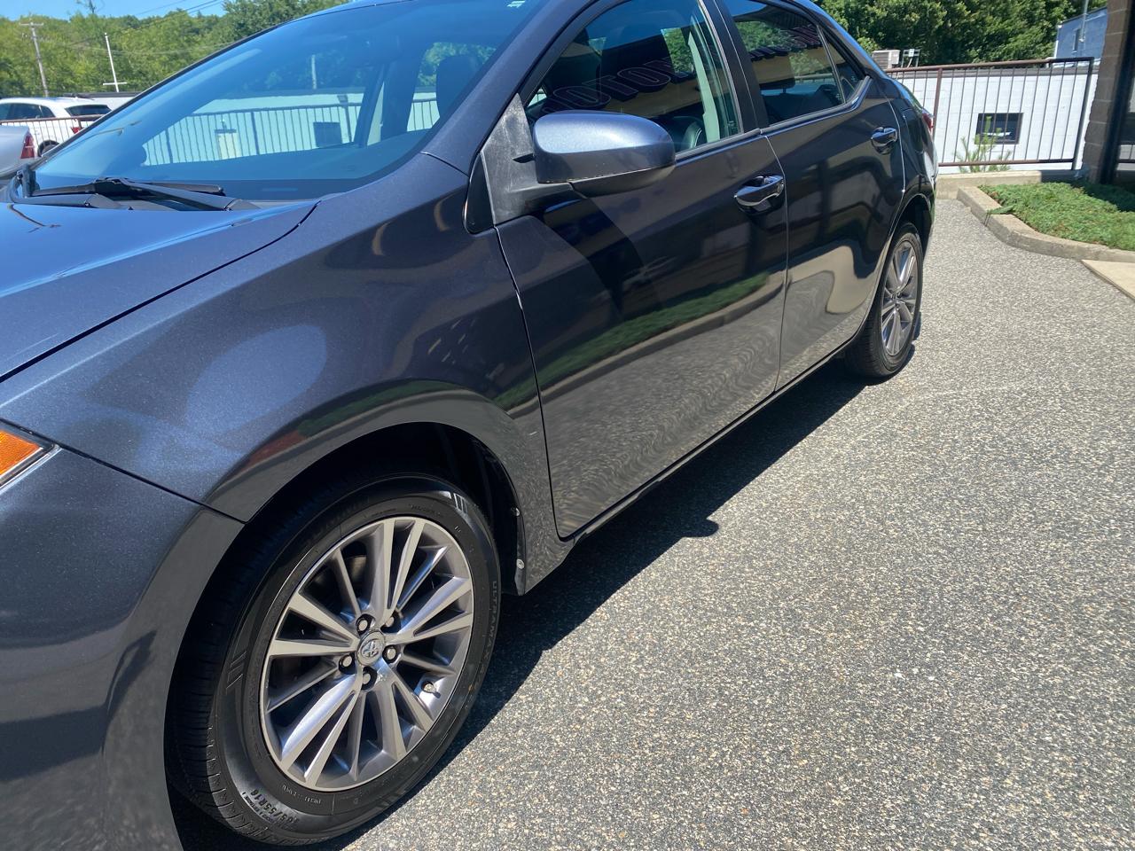 Toyota Corolla LE 2015