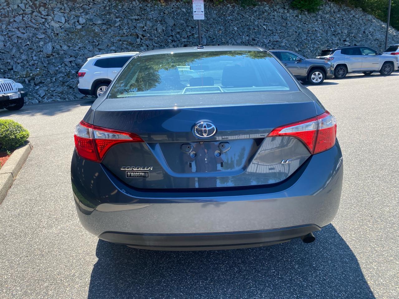 Toyota Corolla LE 2015
