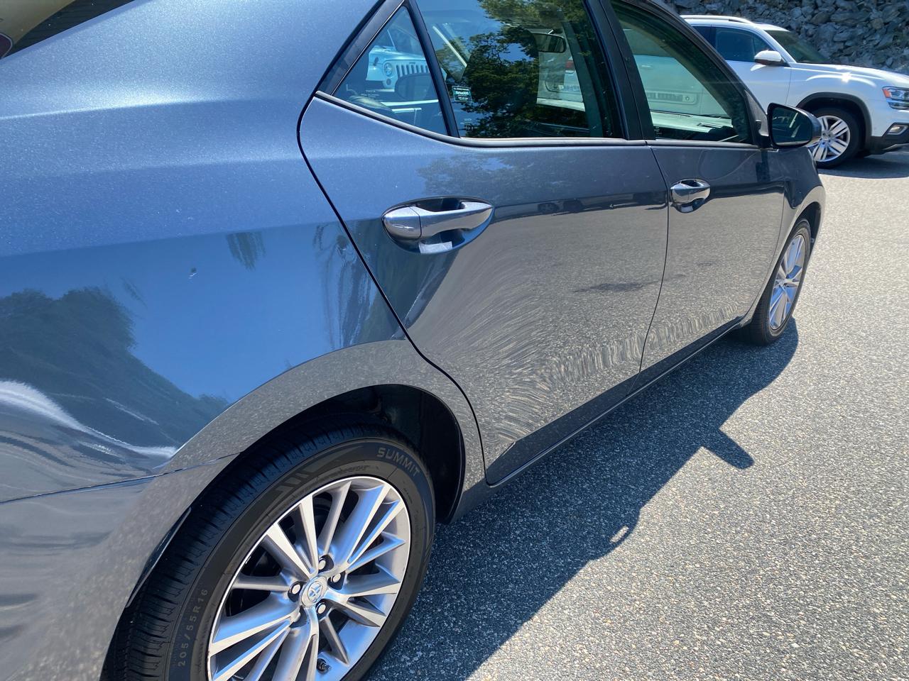 Toyota Corolla LE 2015