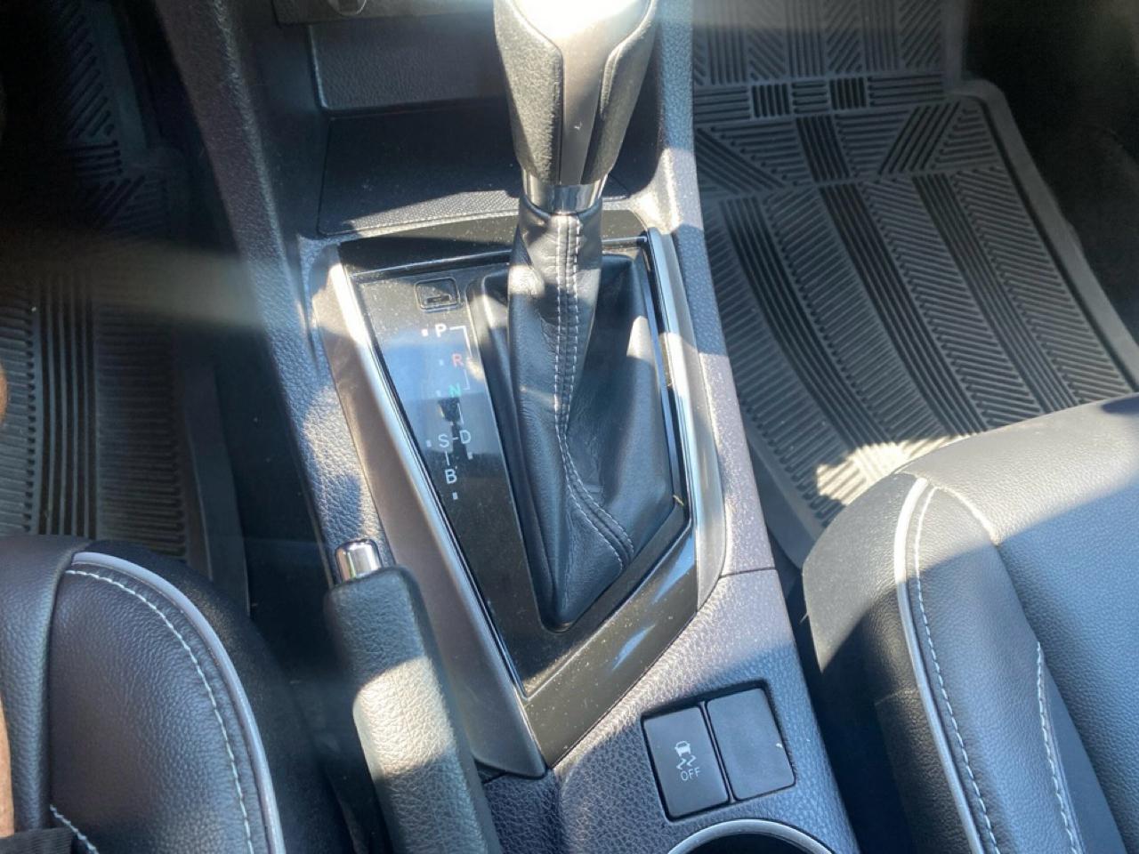 Toyota Corolla LE 2015