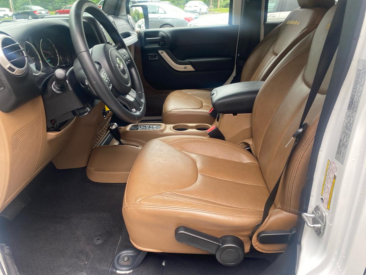 Jeep Wrangler Unlimited Sahara 4WD 2015
