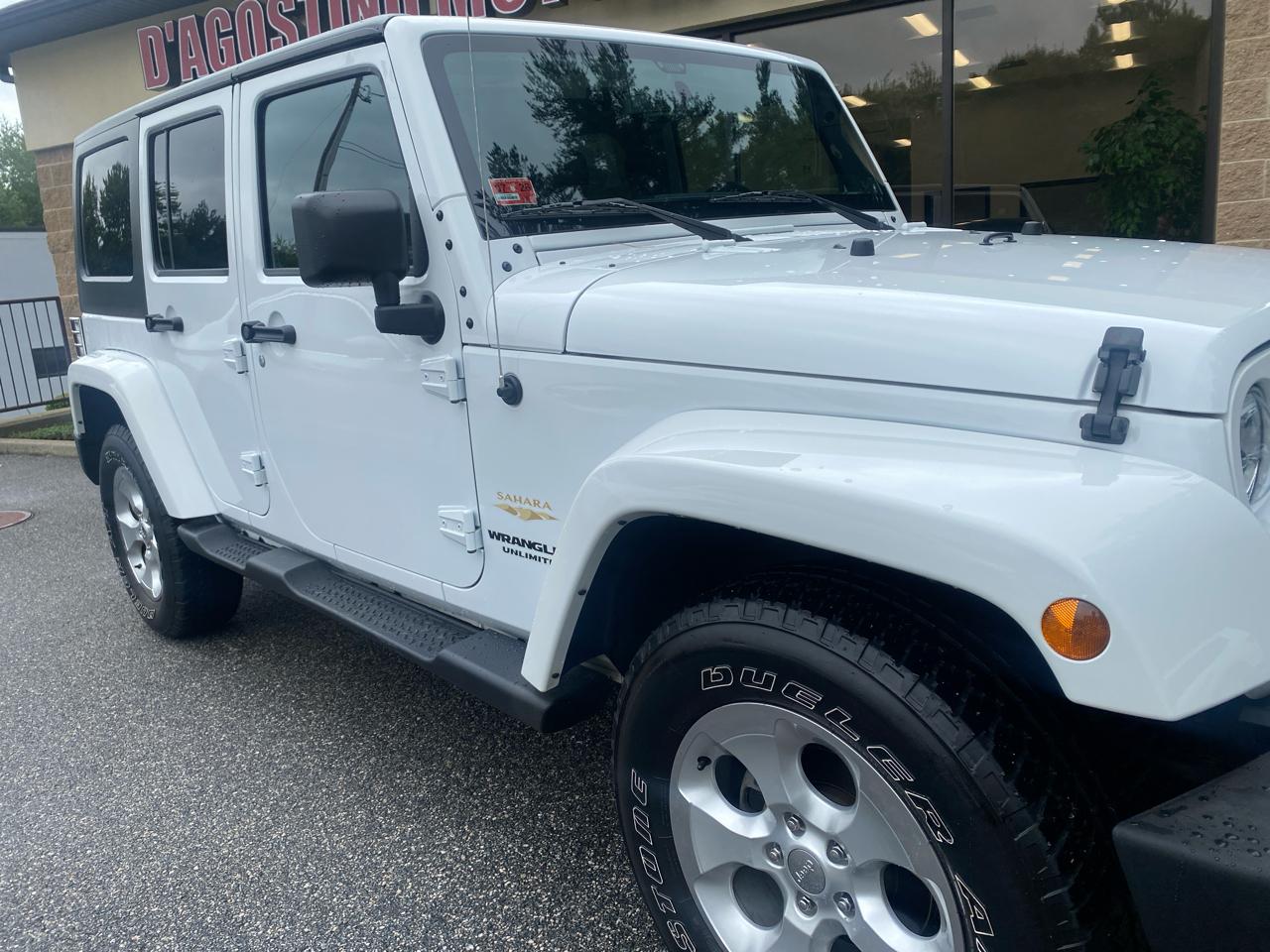 Jeep Wrangler Unlimited Sahara 4WD 2015