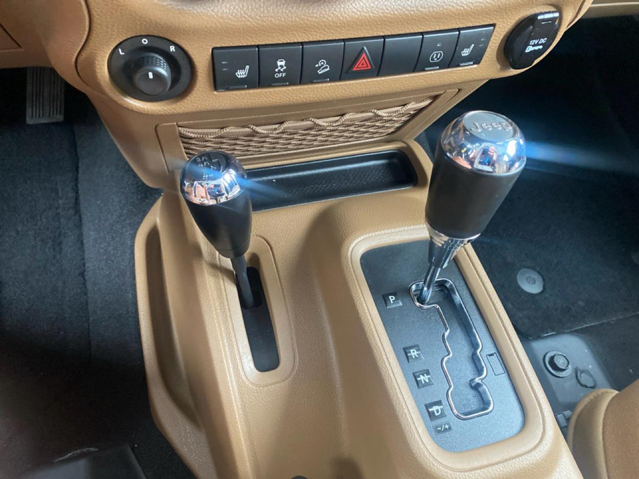 Jeep Wrangler Unlimited Sahara 4WD 2015
