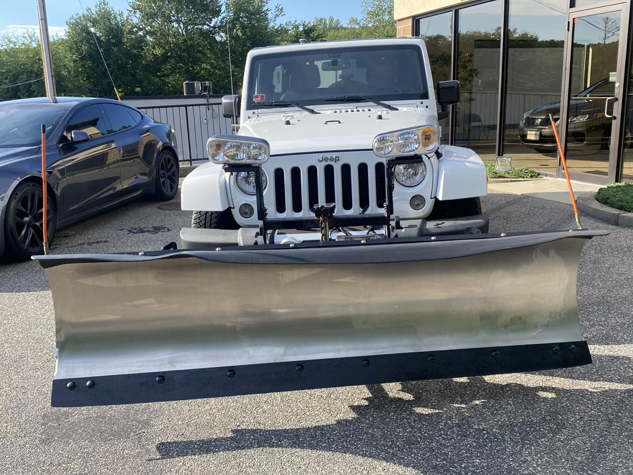 Jeep Wrangler Unlimited Sahara 4WD 2015