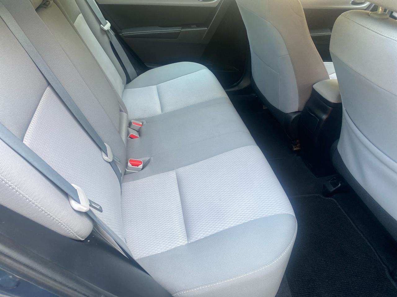Toyota Corolla LE 2015