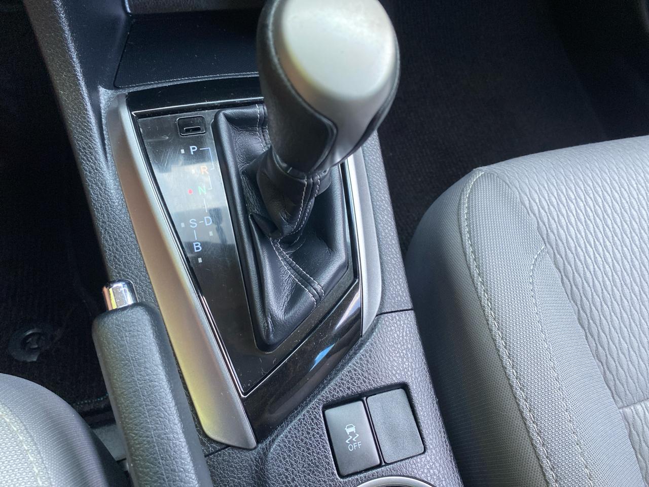 Toyota Corolla LE 2015