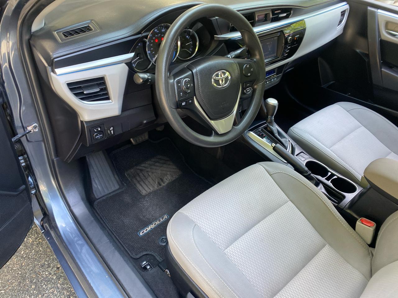 Toyota Corolla LE 2015