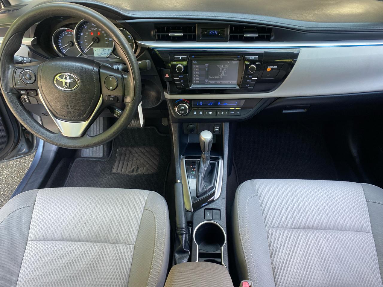 Toyota Corolla LE 2015