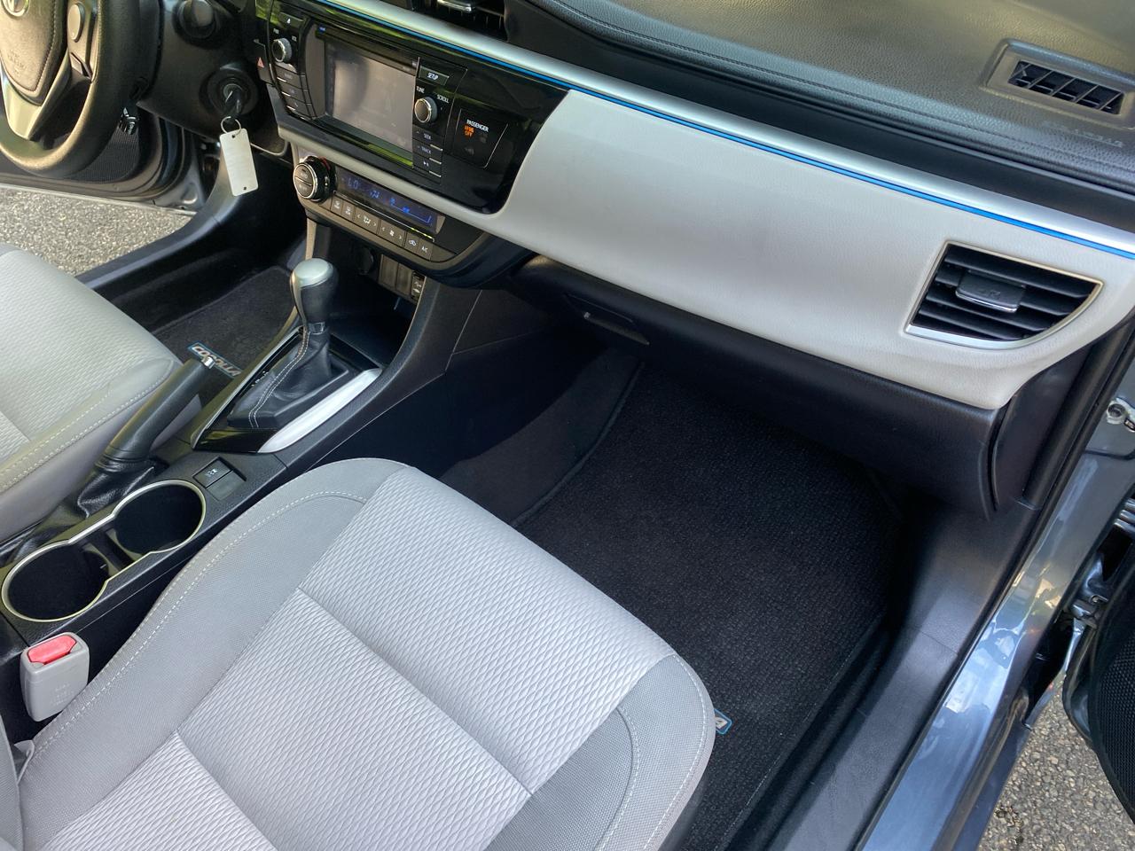Toyota Corolla LE 2015