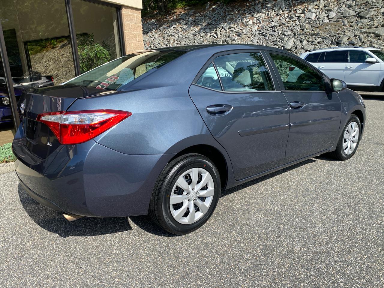 Toyota Corolla LE 2015