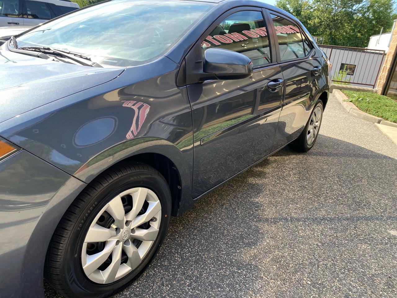 Toyota Corolla LE 2015