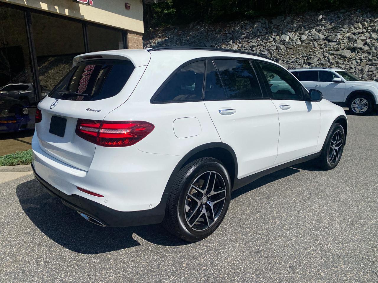 Mercedes-Benz GLC-Class GLC300 4MATIC 2017