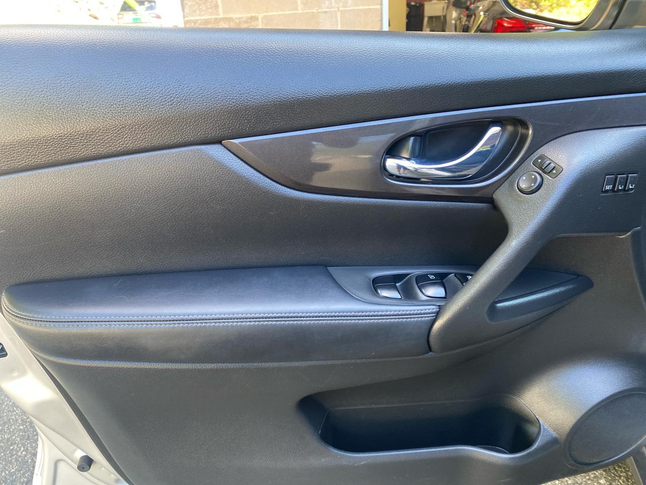 Nissan Rogue SV AWD 2018