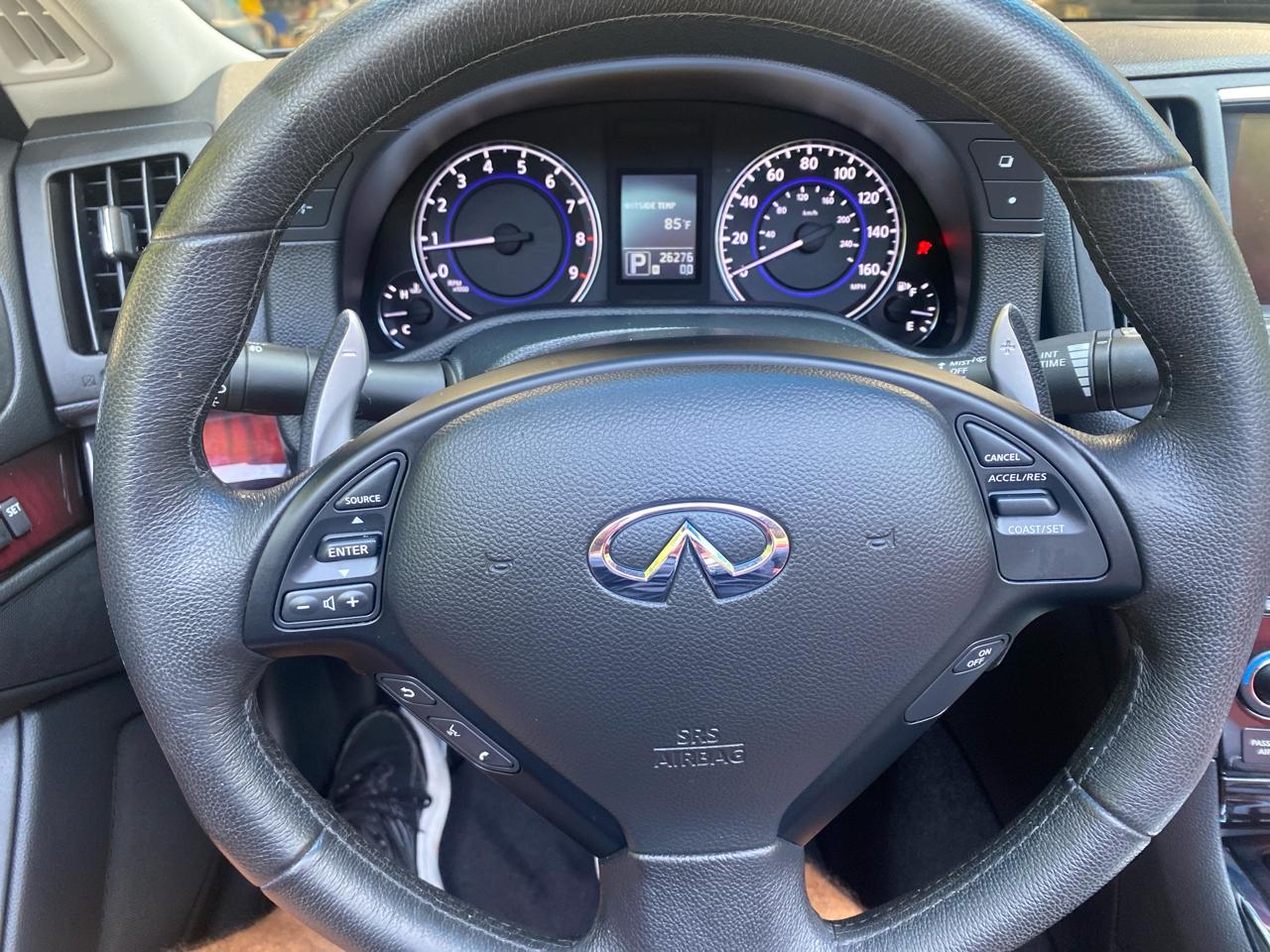 Infiniti G37 Convertible  2011
