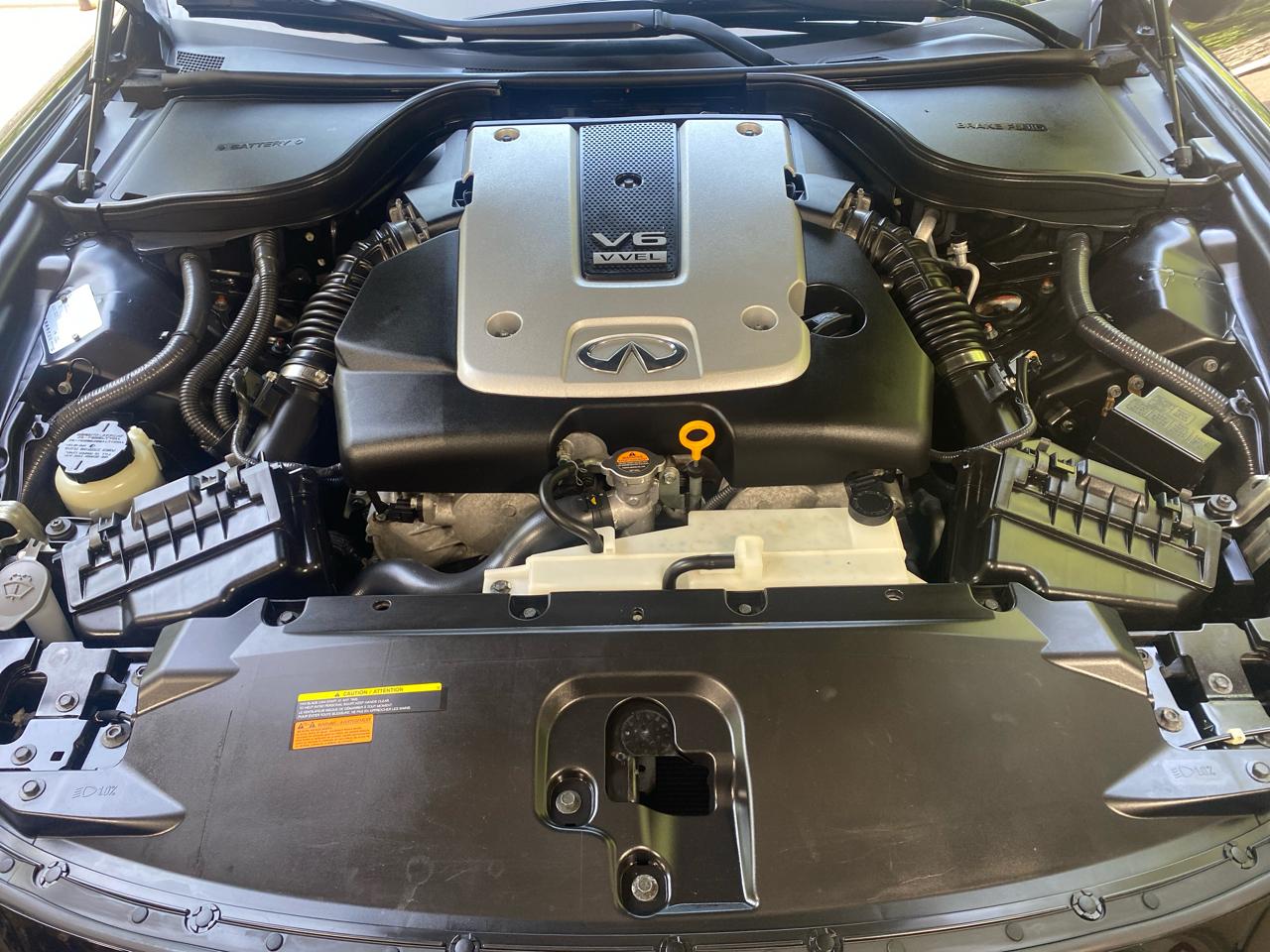Infiniti G37 Convertible  2011
