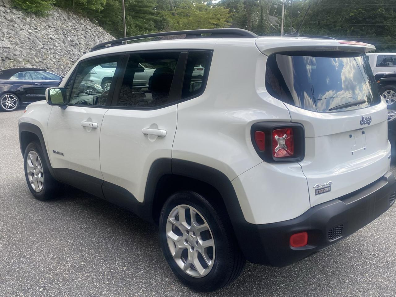 Jeep Renegade 4WD 4dr Latitude 2015