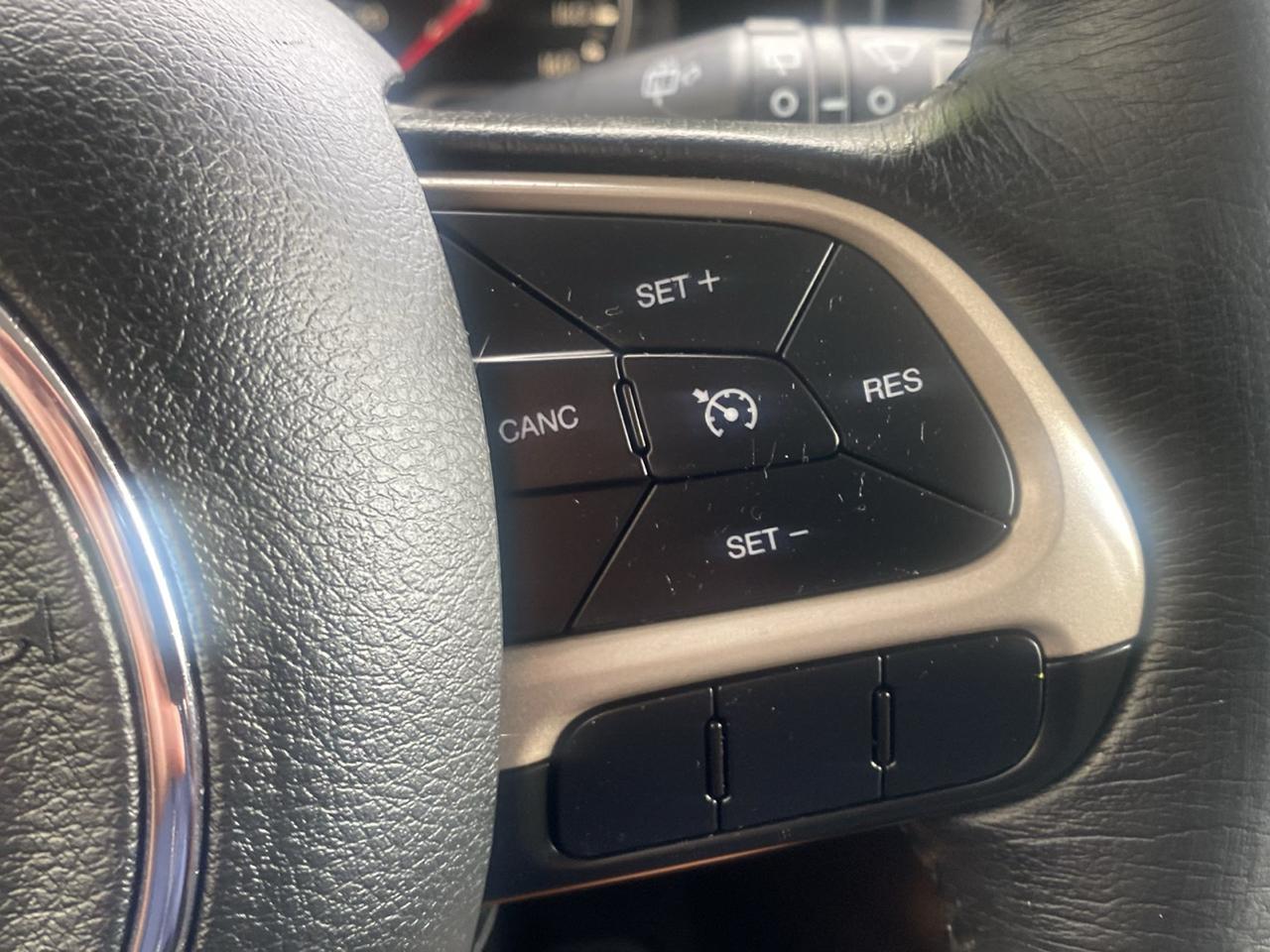 Jeep Renegade 4WD 4dr Latitude 2015