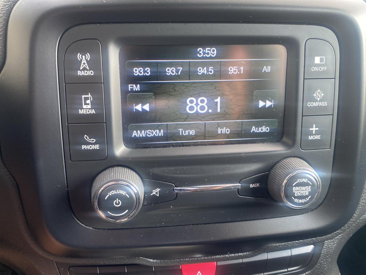 Jeep Renegade 4WD 4dr Latitude 2015