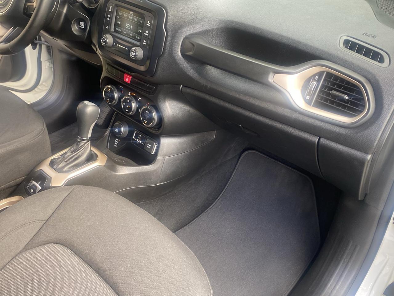 Jeep Renegade 4WD 4dr Latitude 2015