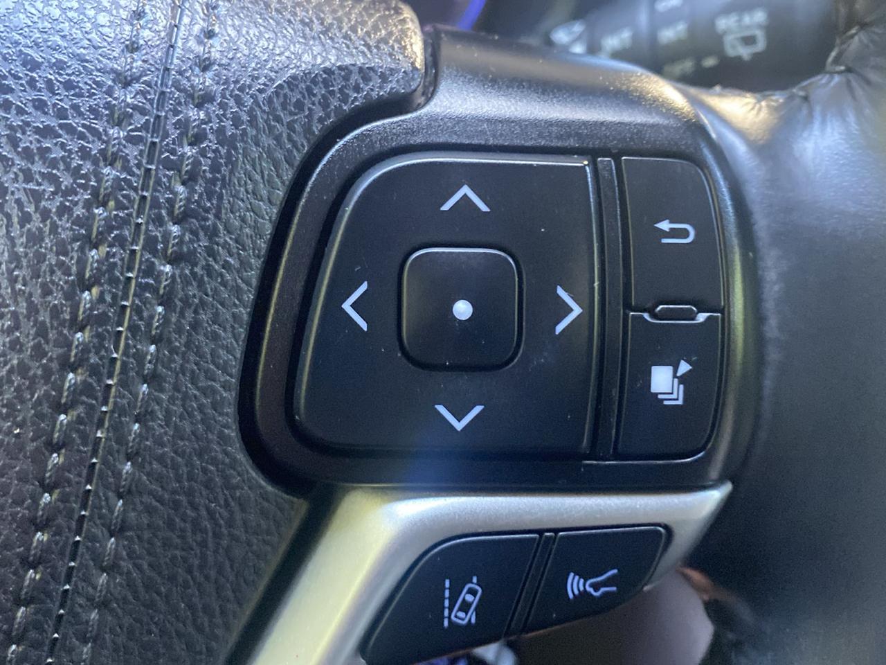 Toyota Highlander XLE AWD V6 2019
