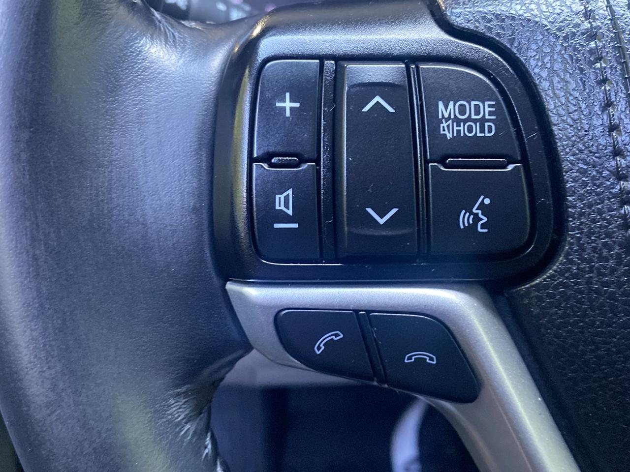 Toyota Highlander XLE AWD V6 2019