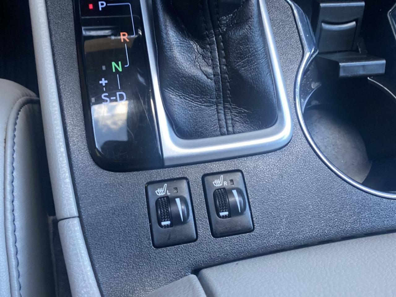 Toyota Highlander XLE AWD V6 2019