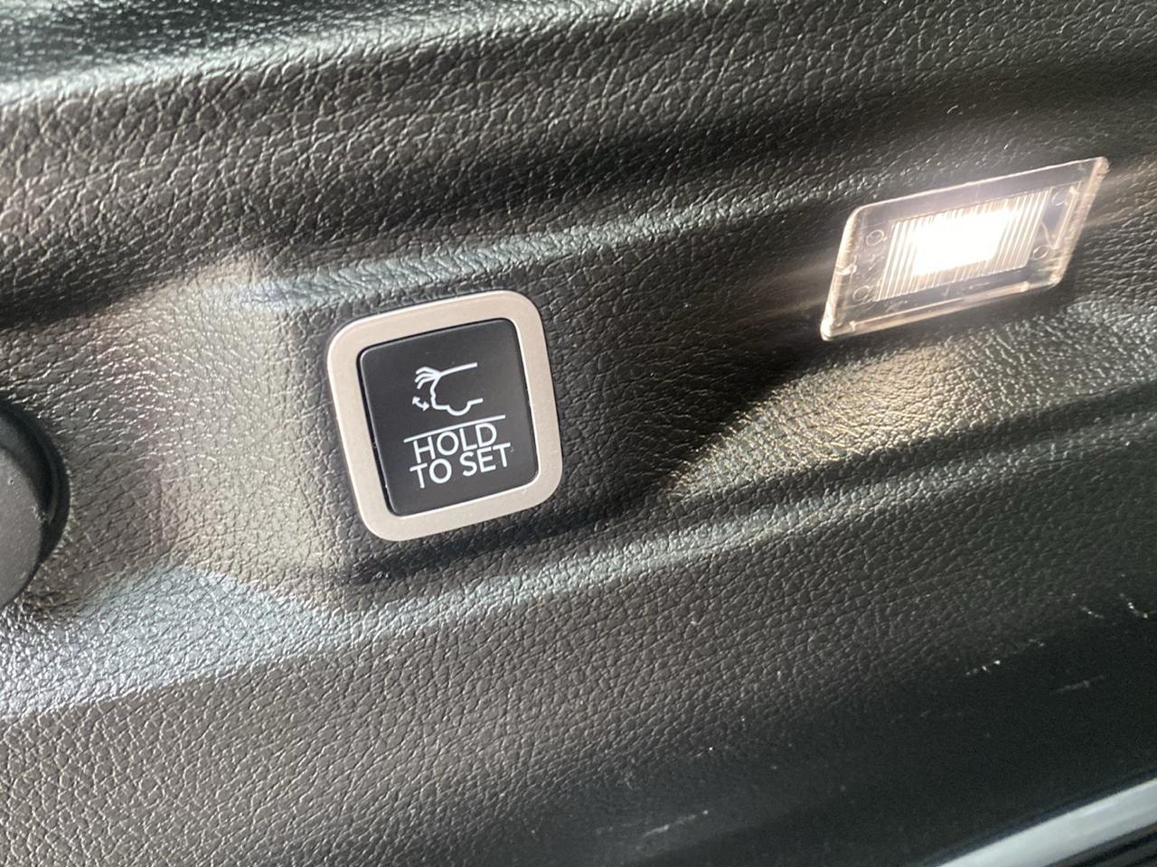 Jeep Grand Cherokee L Limited 4WD 2022
